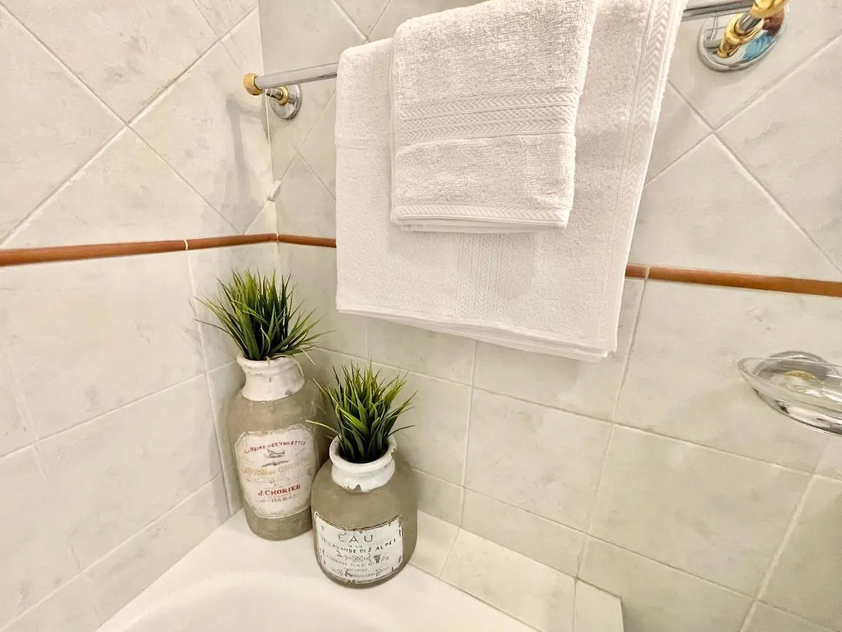 Sunset Cozy Apartment Ρώμη 0*,  Ιταλία